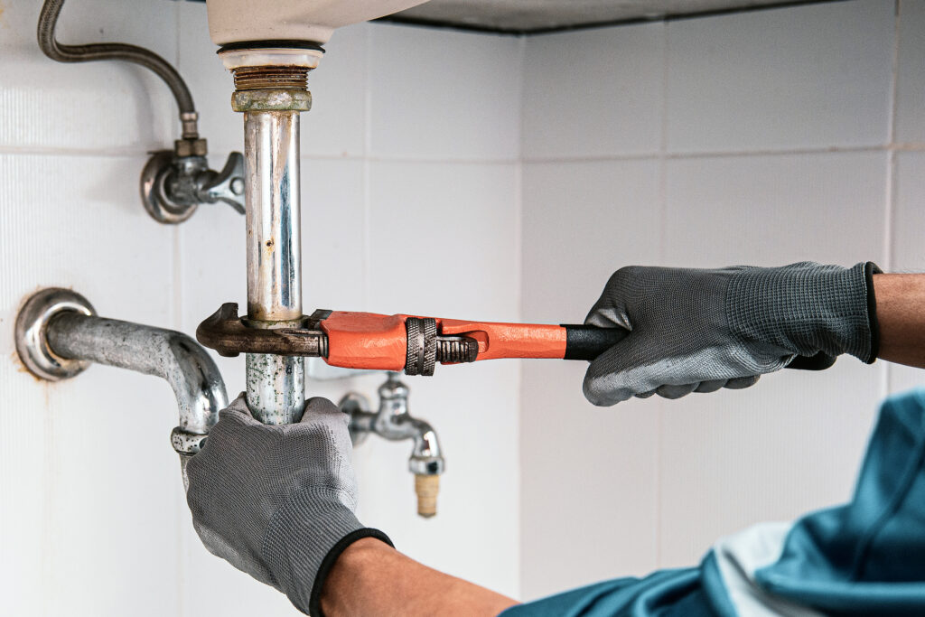 Leak Repair in Medley